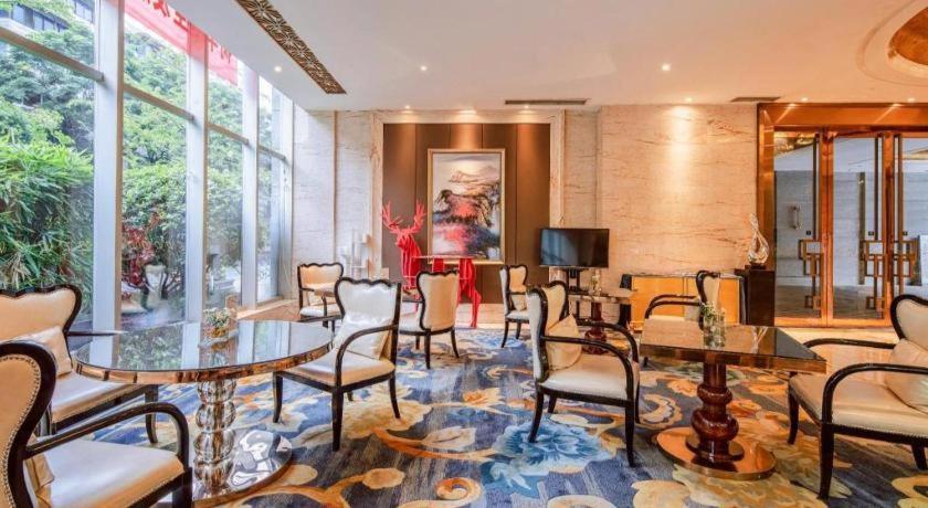 Chengdu Rising Butterfly Hotel Exterior photo